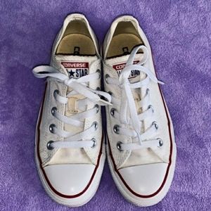 White low top converse